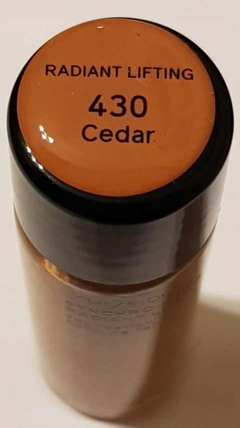 Shiseido Synchro Skin Radiant Lifting Foundation 430 podkład 10ml