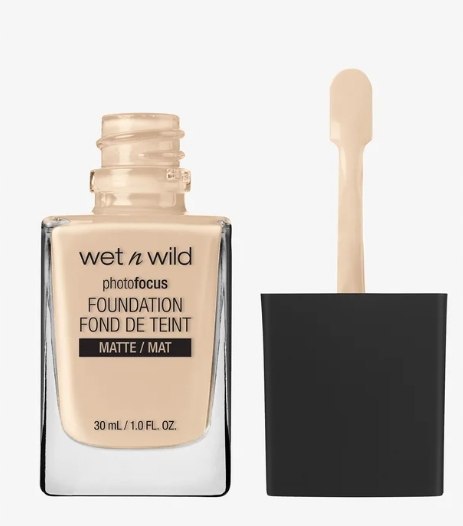 Wet n Wild Photo Focus Foundation Matte Soft Ivory podkład 30ml Wet n Wild Photo Focus Foundation Matte Soft Ivory podkład 30ml