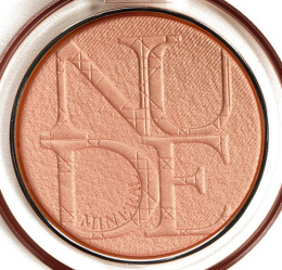 Dior Diorskin Nude Luminizer 04 rozświetlacz